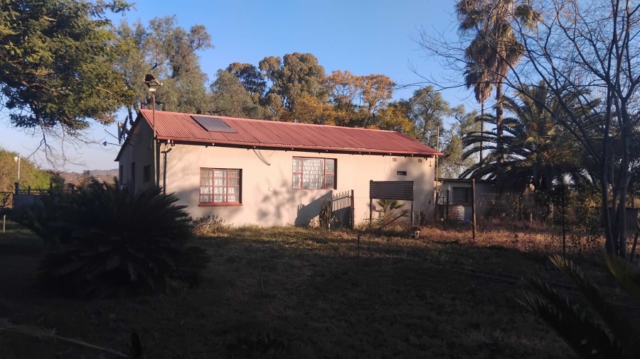4 Bedroom Property for Sale in Hartebeespoort A H North West